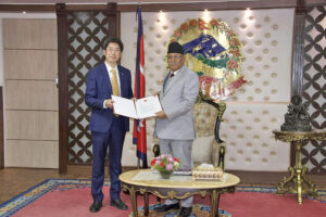 Li says : China will fully support the development and prosperity of Nepal