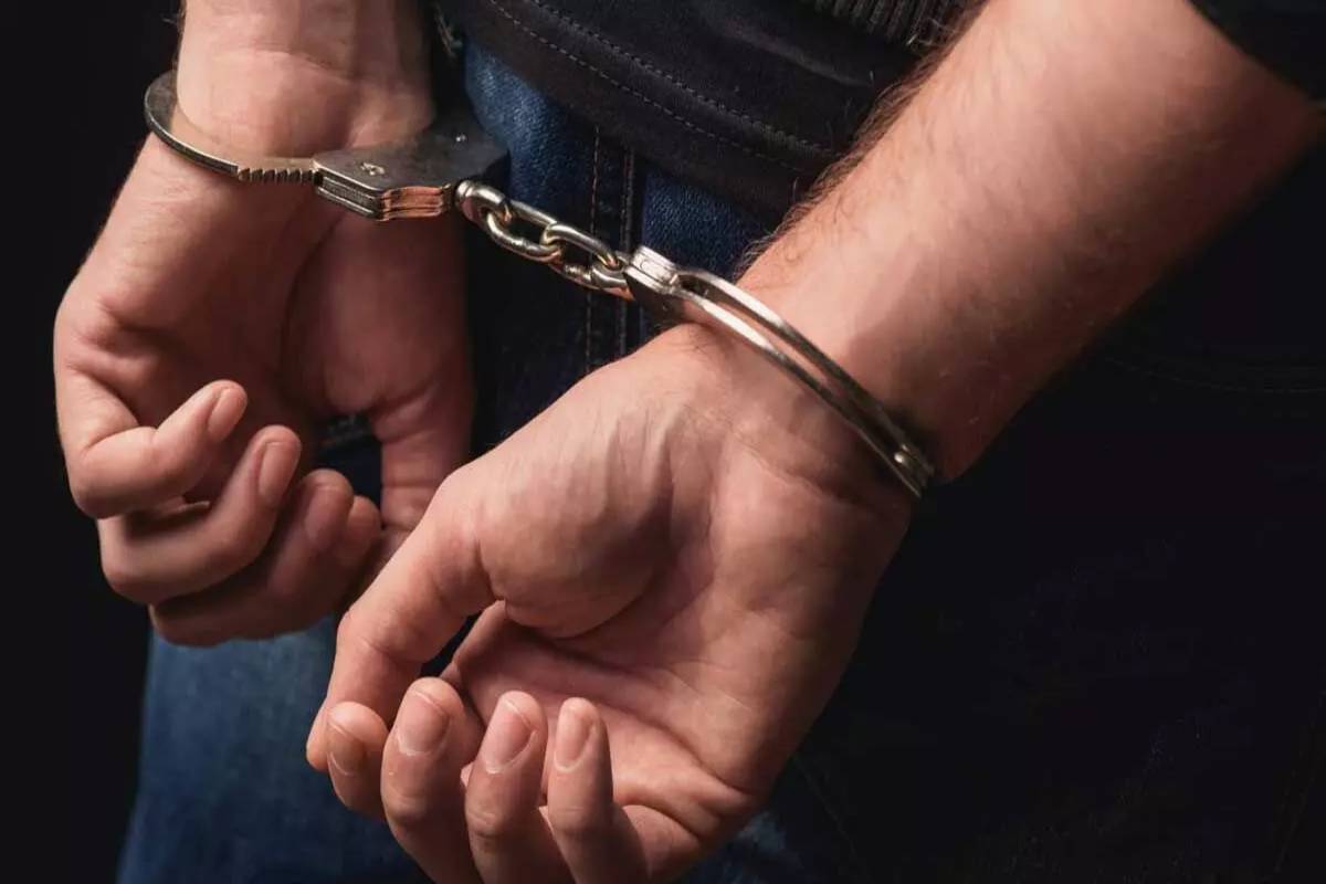 One arrested with more than Rs 20 million from Jhor area