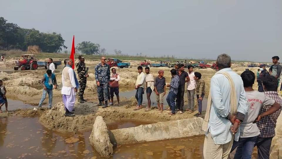 ‘Missing’ border pillars retrieved from Oriya River