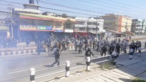 police and protesters clash in Biratnagar, police fires tear gas