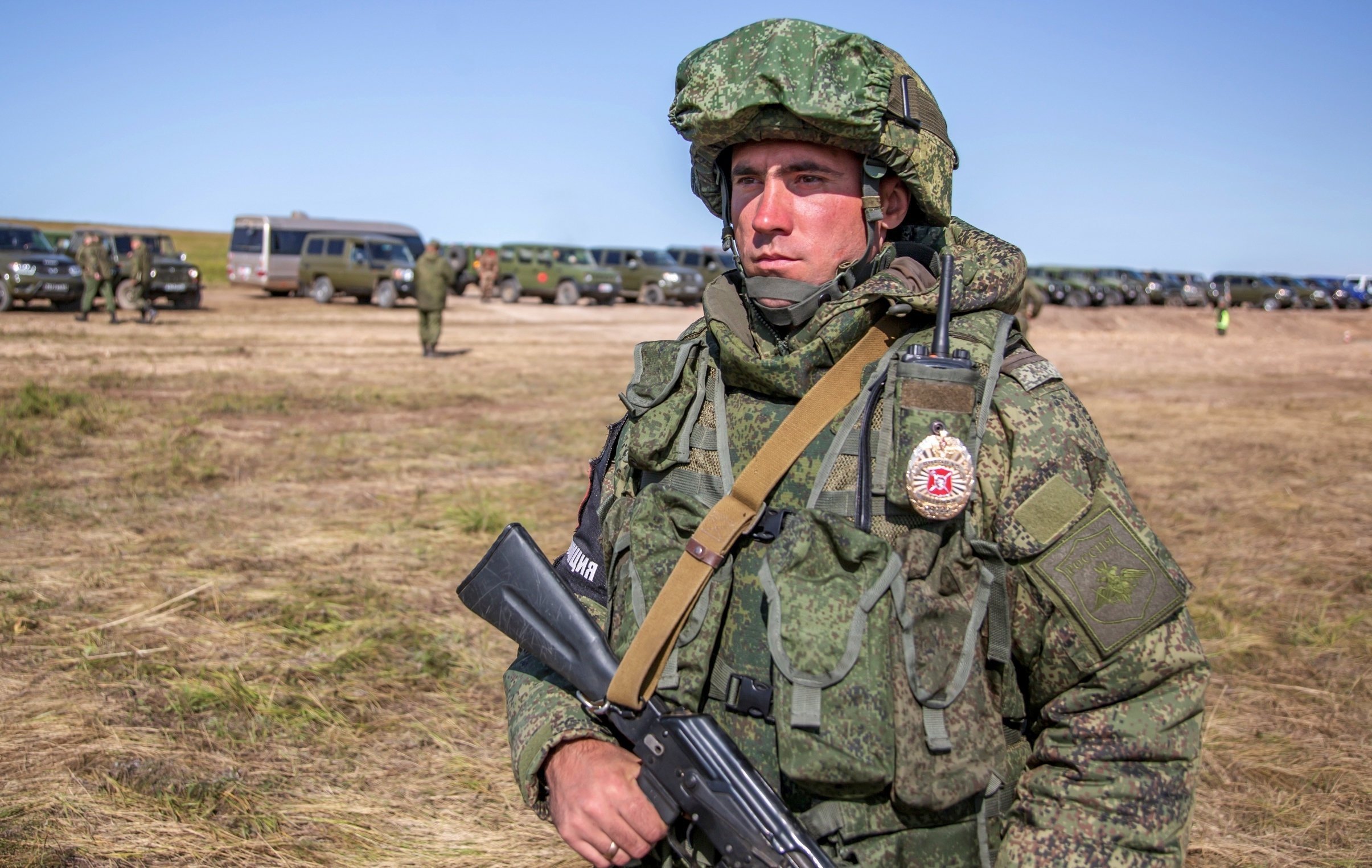 Wagner mercenary group raises Russian flag but Ukraine fights on