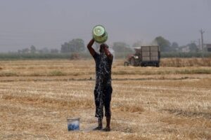 Heatwave death toll close to 100 in India