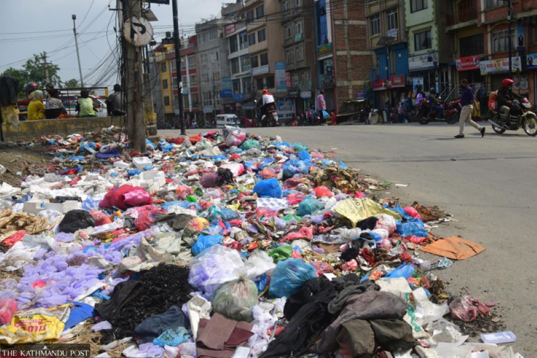 Pokhara goes stinking with garbage pile-up on the streets