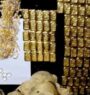 Gold price decreases by Rs 2,700 per tola