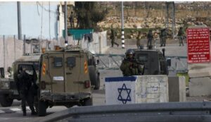 Eleven Israelis and 33 Palestinians freed as truce extended