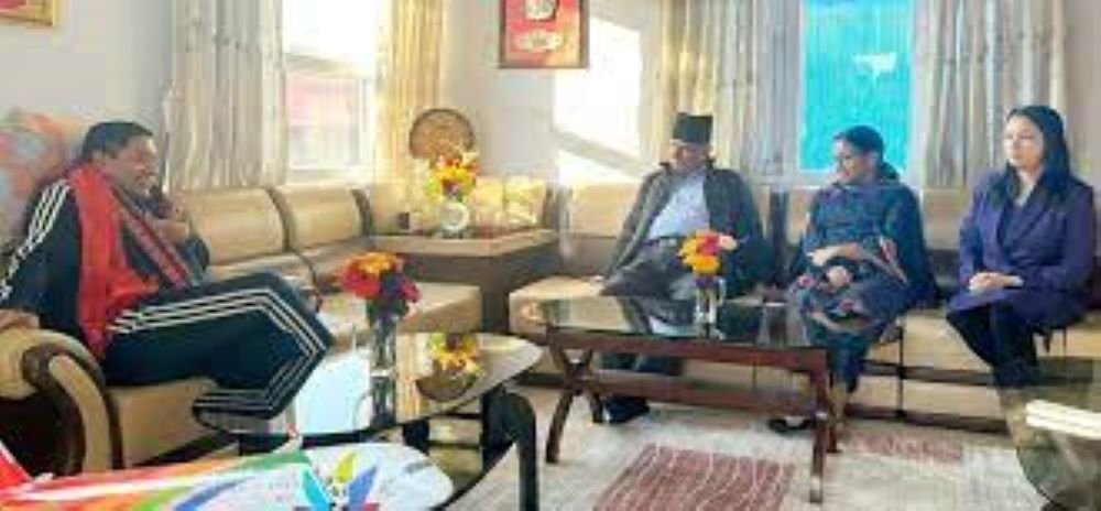 PM Dahal takes stock of DPM Shrestha’s health