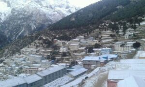 Biting cold affects normal life in Solu: Khumbu area deserted