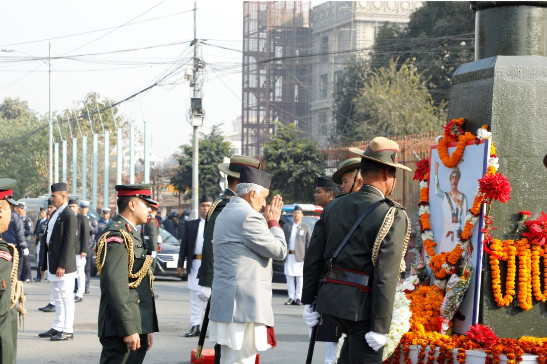 President Paudel offers floral tribute to King Prithvi Narayan Shah