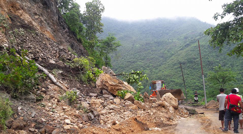 All roads to Kathmandu from Hetauda closed