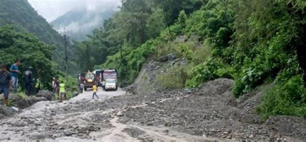 Flooding obstructs Madi-Thori roadway