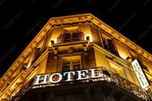 Hoteliers demand business running till late night