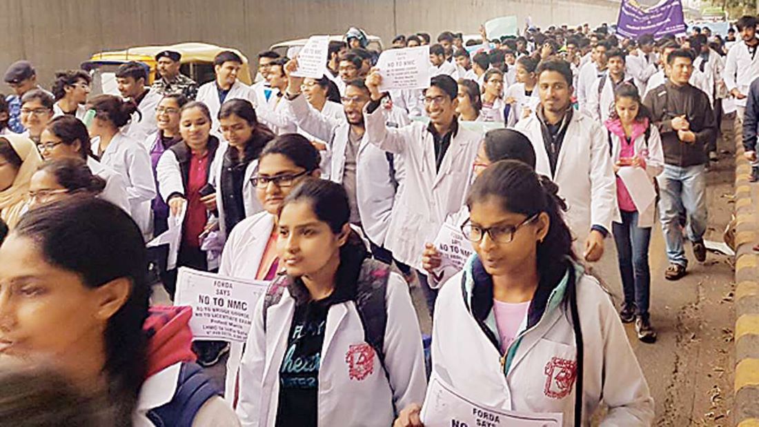 Thousands march in India as doctors resume strike