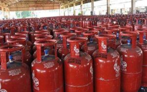 Govt, industrialists agree to hike rate of LP gas by Rs 12 per cylinder