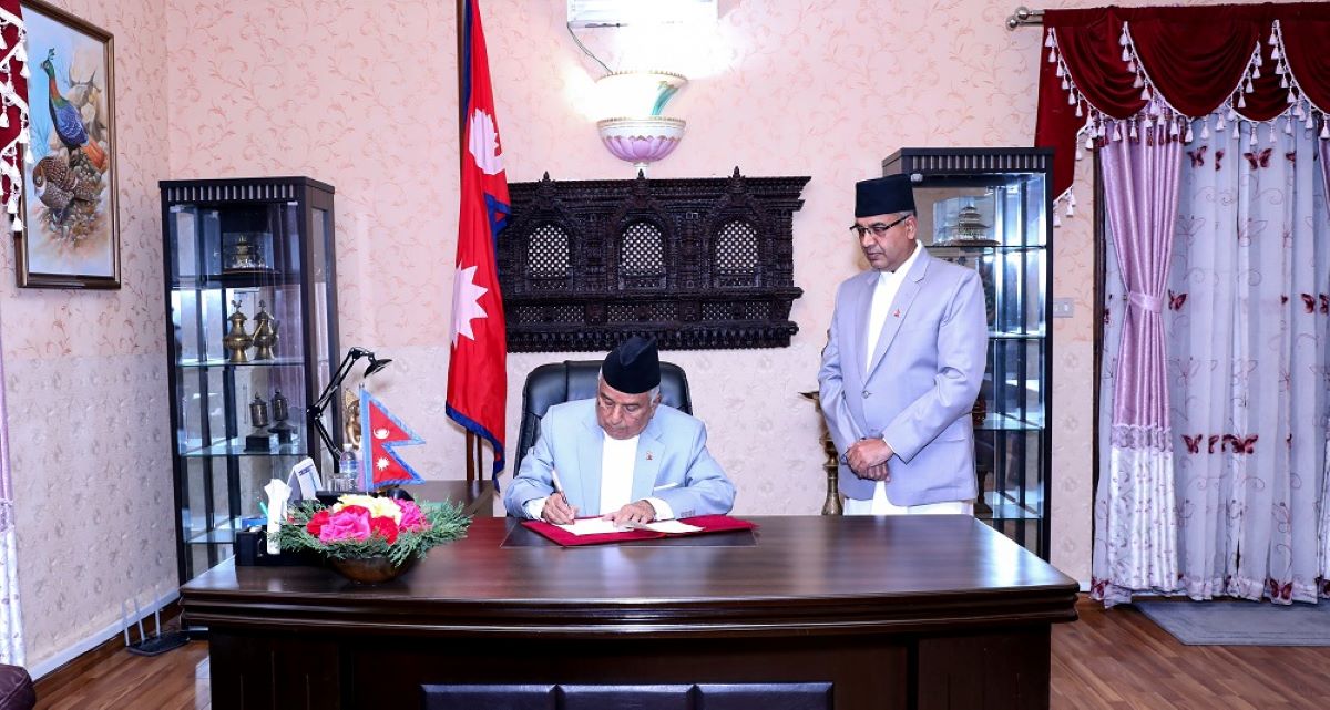 President summons Federal Parliament Session for April 25