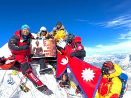 Six members of same family ascend Mt Makalu, set world record