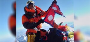Kami Rita sets new record summiting Everest for 31st time