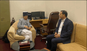 Speaker Ghimire discusses parliamentary stalemate with RSP leaders