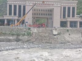 Construction of Bailey Bridge begins at Rasuwagadhi border post