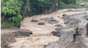 Monsoon landslides: six major routes totally obstructed, five operational one-way