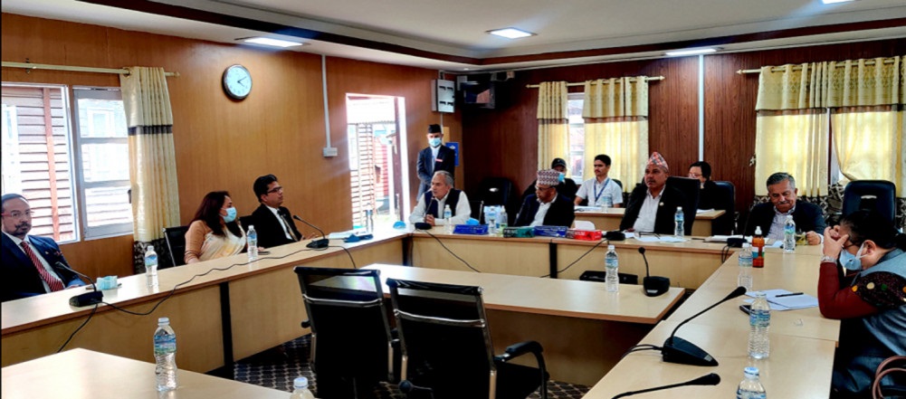 Private sector calls for review of Rs 500,000 cash transaction limit