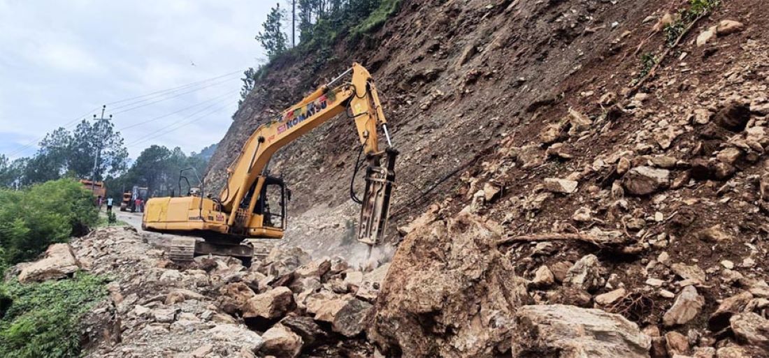 Road reconstruction to cost 12 billion; restoration of disrupted roads government’s priority