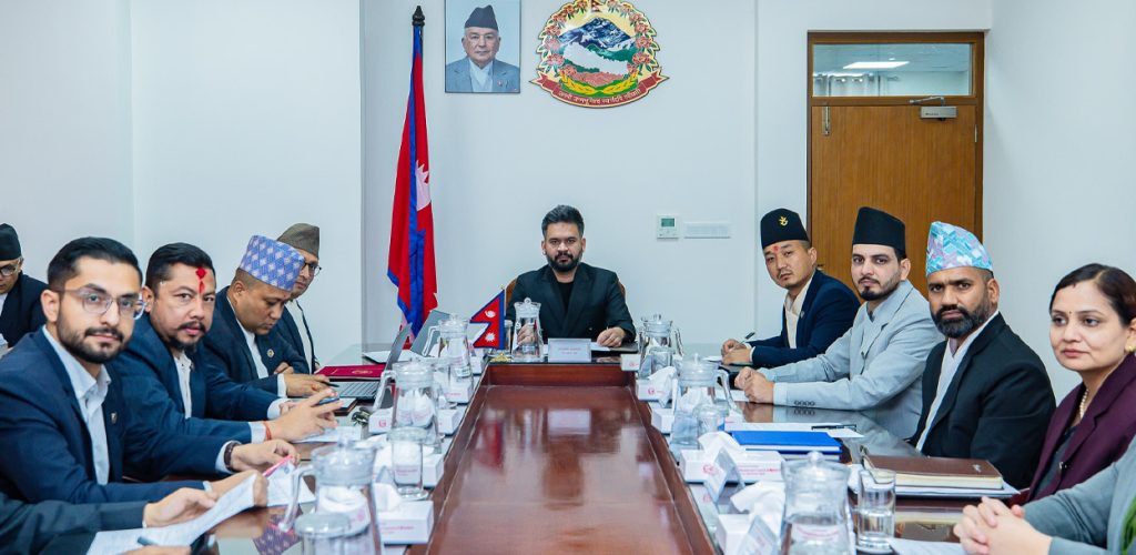 Emergency cabinet meeting taking place this afternoon