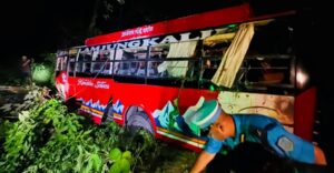 Five injured in passenger bus accident in Makwanpur